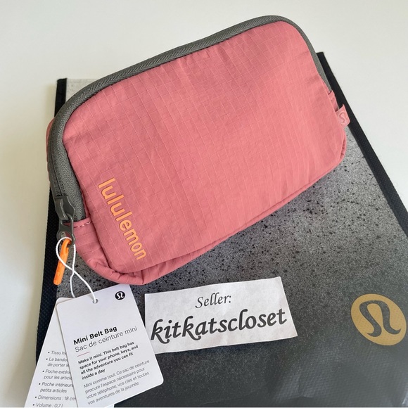 🆕 .7L BRIER ROSE - NWT lululemon mini belt bag - Picture 6 of 15